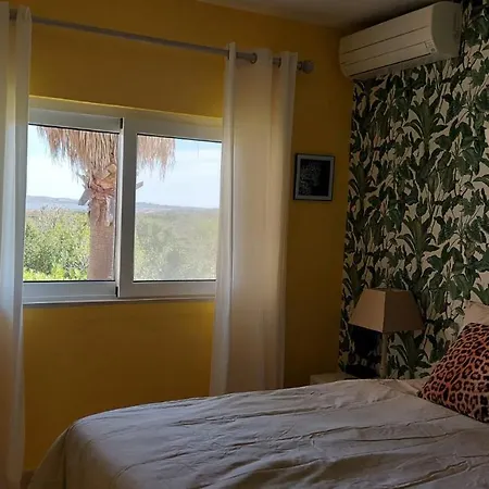Traumhaftes Poolapartment In Einer Parkvilla Colegio