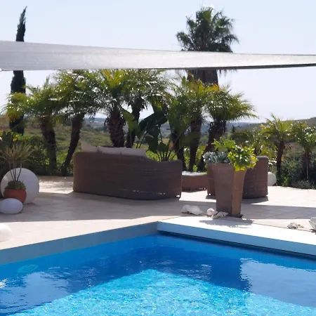 Traumhaftes Poolapartment In Einer Parkvilla Daire *